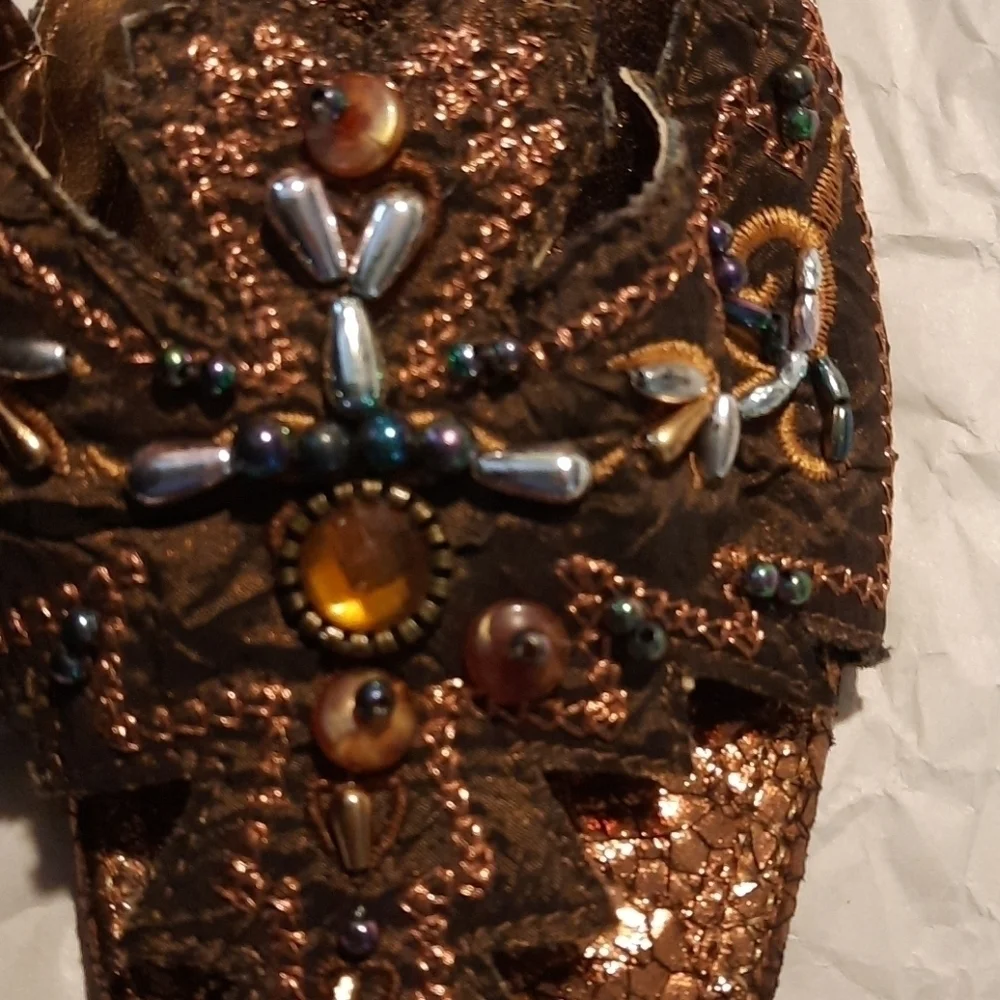 Bertinni Unique Beaded Sandals - Picture 7 of 13